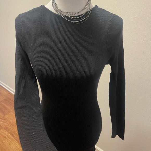 Pearl Midi Dress - Picture 3 of 11